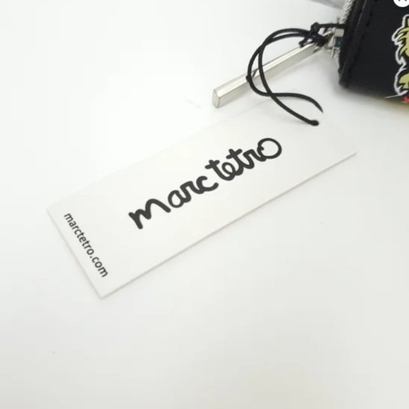 NWT Marc Tetro Large Zip Around Black Wallet With dogs, Dog Lovers Wallet - Picture 2 of 5